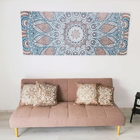 Kleine Ferienwohnung Mit Terrasse Am Waldrand เชอเนา ภายนอก รูปภาพ